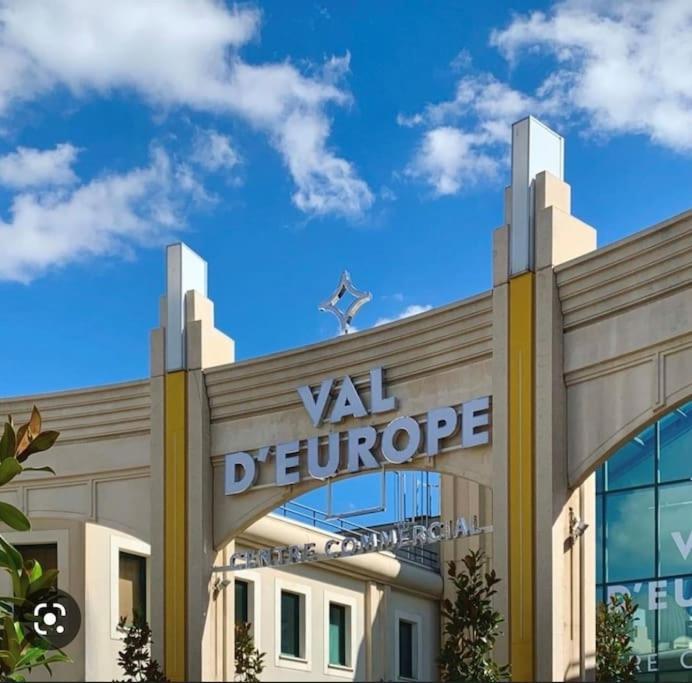 Appart Cosy F2 Disneyland/Val D'Europe Montévrain Kültér fotó